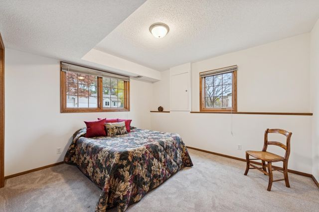 20856 Iran Avenue, Lakeville, MN 55044