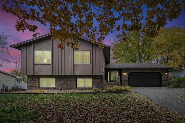 20856 Iran Avenue, Lakeville, MN 55044