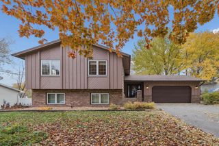 20856 Iran Avenue, Lakeville, MN 55044