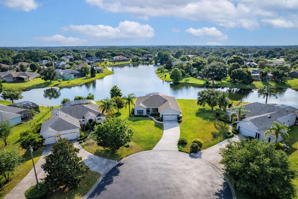 Image 2 of property listing at 6002 RENAISSANCE COURT, St Cloud, FL 34772