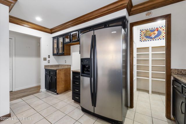 1405 Robertson Dr, Crestwood, KY 40014