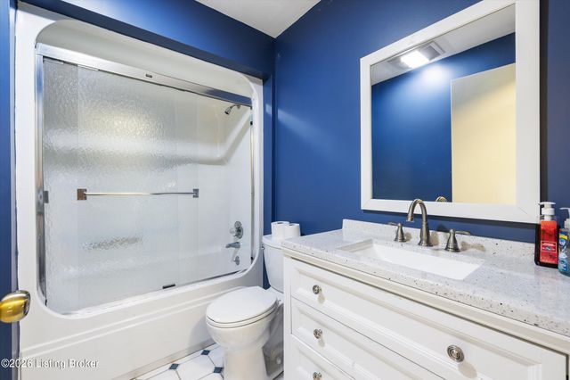 1405 Robertson Dr, Crestwood, KY 40014