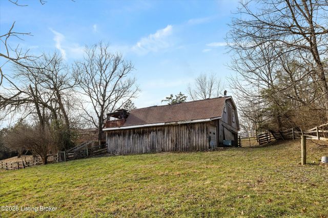 1405 Robertson Dr, Crestwood, KY 40014