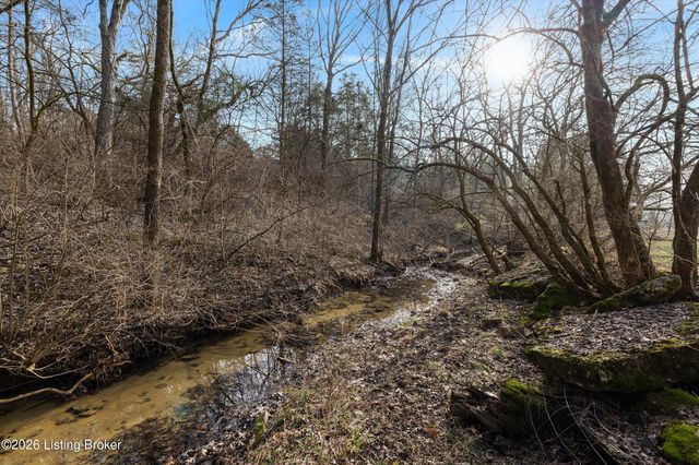 1405 Robertson Dr, Crestwood, KY 40014