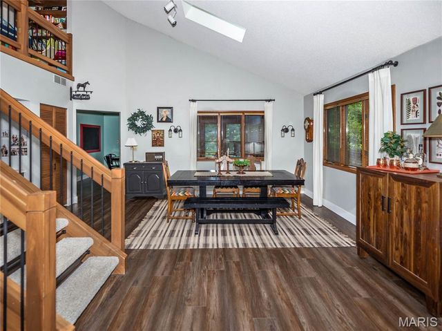 7 Ginger Meadow Court, Glen Carbon, IL 62034