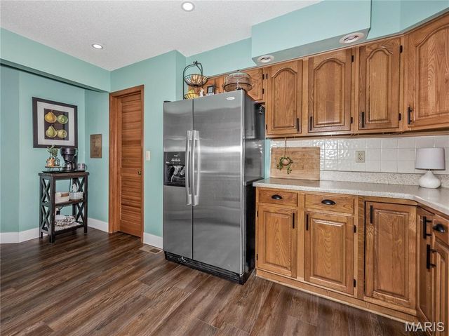 7 Ginger Meadow Court, Glen Carbon, IL 62034