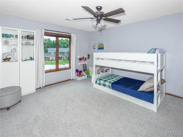 7 Ginger Meadow Court, Glen Carbon, IL 62034
