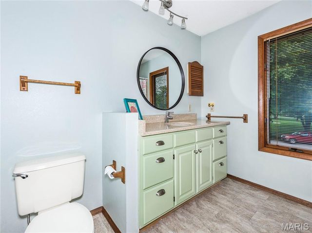 7 Ginger Meadow Court, Glen Carbon, IL 62034