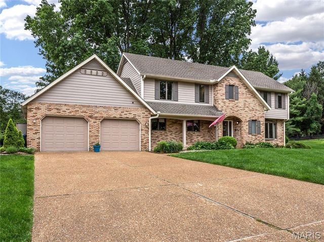 7 Ginger Meadow Court, Glen Carbon, IL 62034