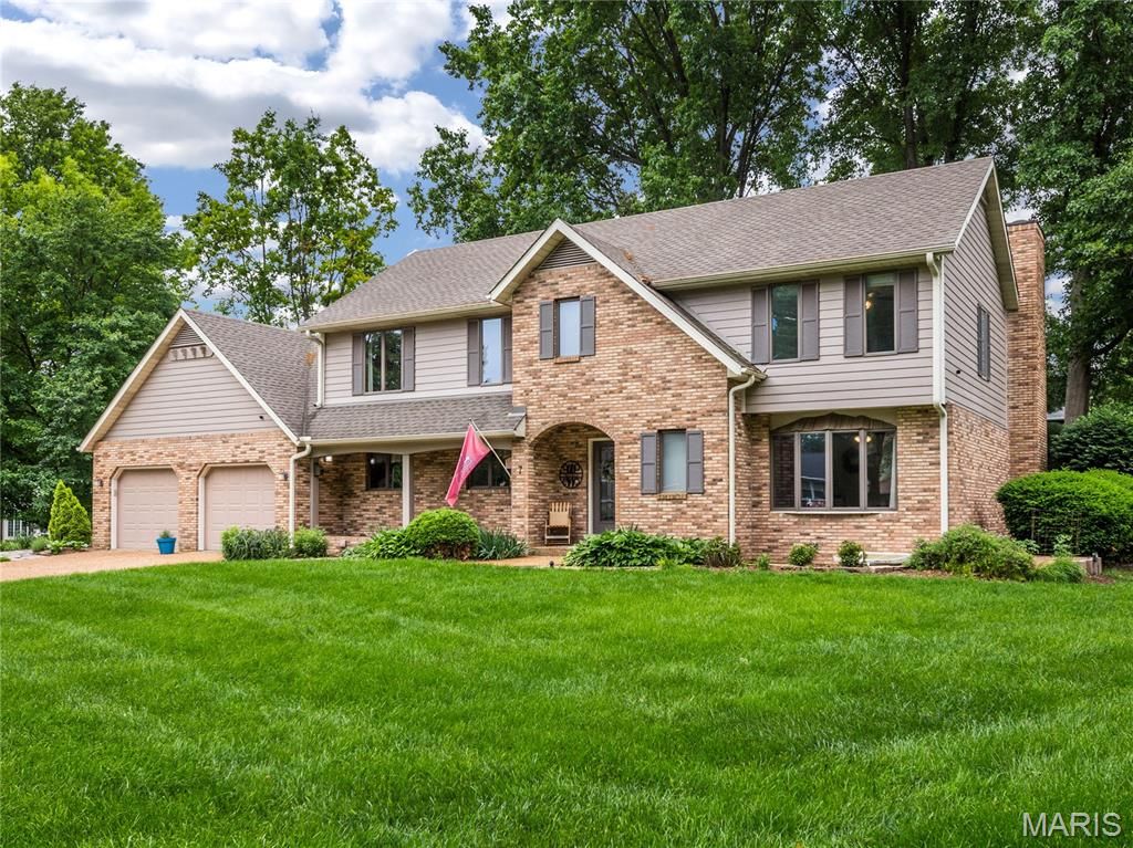 7 Ginger Meadow Court, Glen Carbon, IL 62034