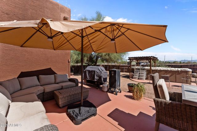 27306 N 219th Avenue, Wittmann, AZ 85361