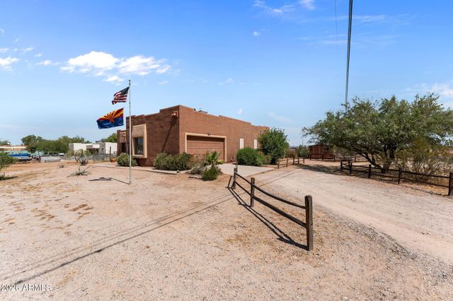 27306 N 219th Avenue, Wittmann, AZ 85361