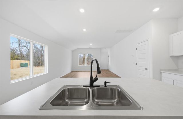 704 NE 103rd Street, Oklahoma City, OK 73131