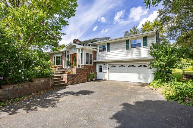 2104 Penfield Road, Penfield, NY 14526