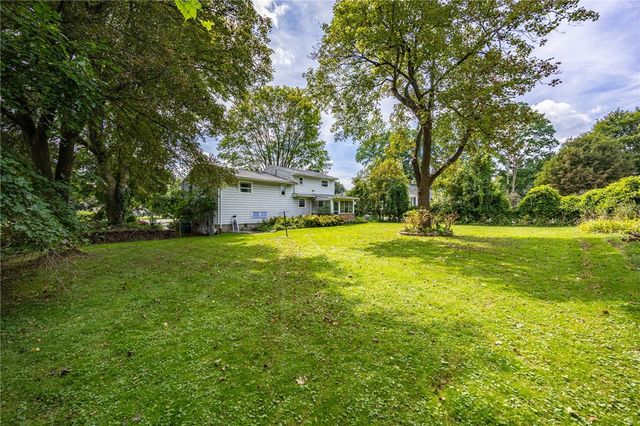 2104 Penfield Road, Penfield, NY 14526