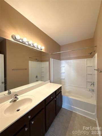 8636 Beaver Creek Drive, Charlotte, NC 28269