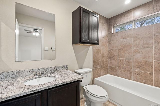 6950 LAKEVIEW DR, San Antonio, TX 78244