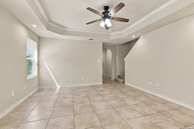 6950 LAKEVIEW DR, San Antonio, TX 78244