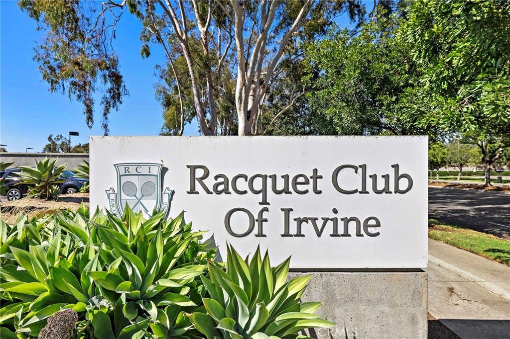 Image 27 of property listing at 18 Navarre, Irvine, CA 92612