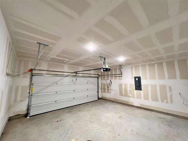 900 Airbender Drive, Princeton, TX 75407