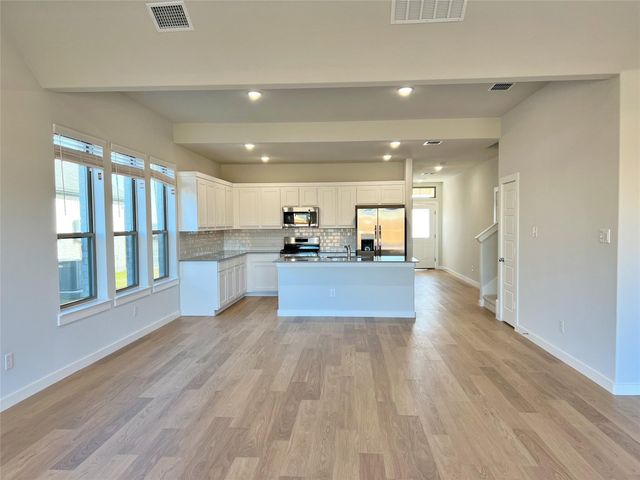 900 Airbender Drive, Princeton, TX 75407