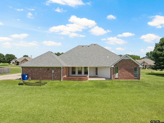 30 CR 4742, Mt Pleasant, TX 75455