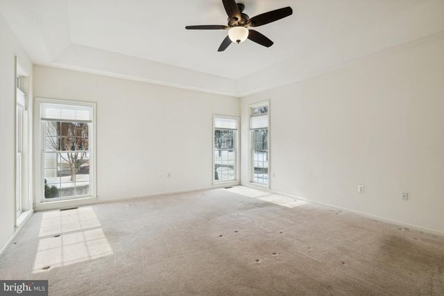 1318 MOORE PL SW, Leesburg, VA 20175