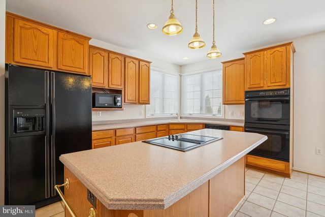 1318 MOORE PL SW, Leesburg, VA 20175