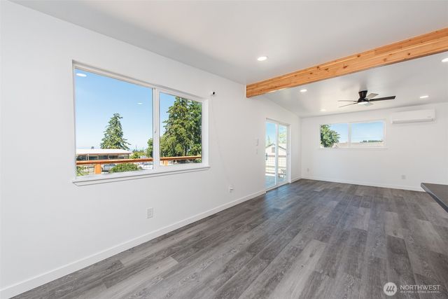 320 E Lopez Avenue, Port Angeles, WA 98362