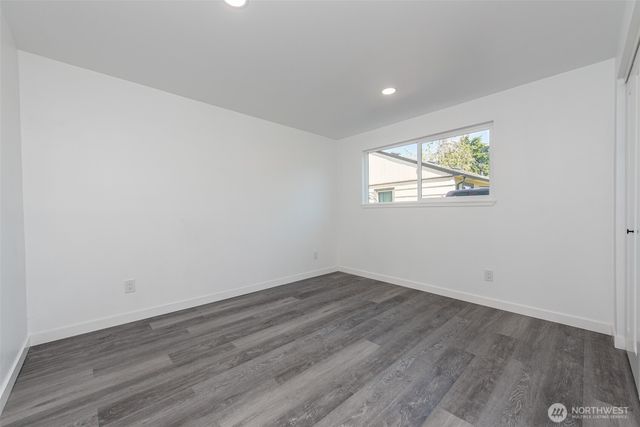 320 E Lopez Avenue, Port Angeles, WA 98362