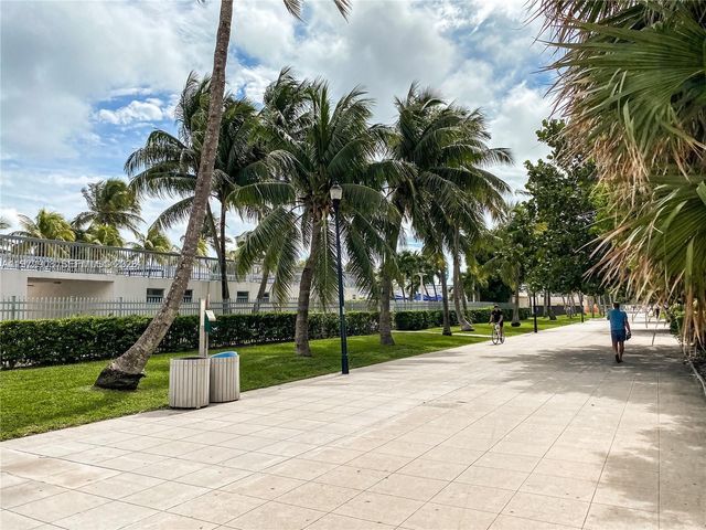 2655 Collins Ave 1404, Miami Beach, FL 33140