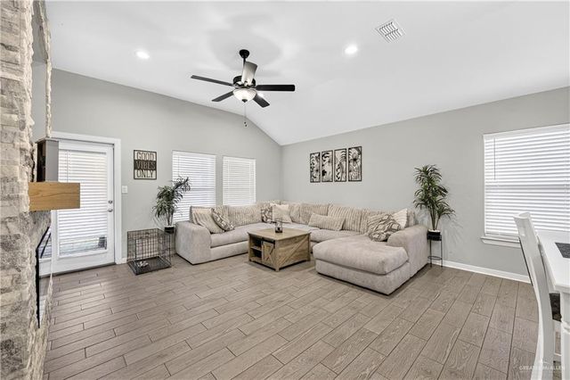 2608 N Day Lily Avenue, Edinburg, TX 78541