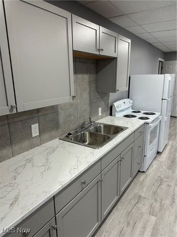 166-170 S Main Street, Rittman, OH 44270