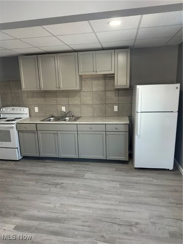 166-170 S Main Street, Rittman, OH 44270