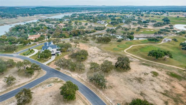 2711 Cliff Point, Spicewood, TX 78669