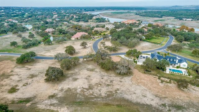 2711 Cliff Point, Spicewood, TX 78669
