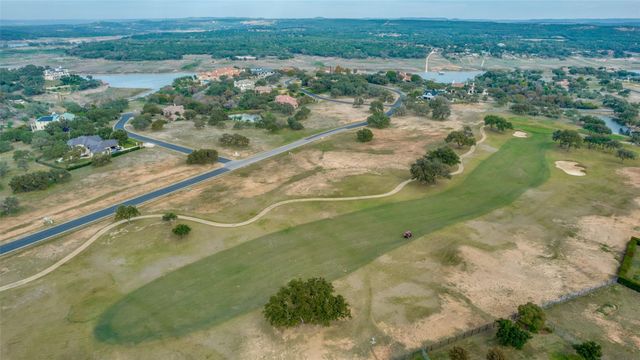 2711 Cliff Point, Spicewood, TX 78669