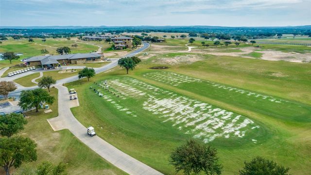 2711 Cliff Point, Spicewood, TX 78669