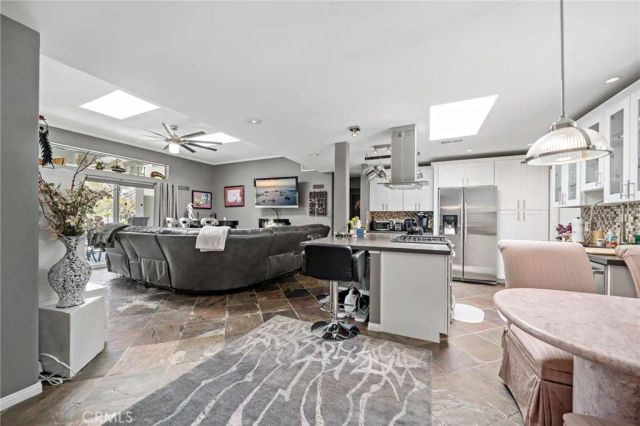 39004 Knoll View Circle, Cathedral City, CA 92234