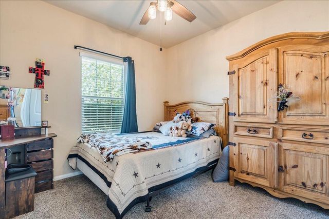 202 Hess DR, Kyle, TX 78640