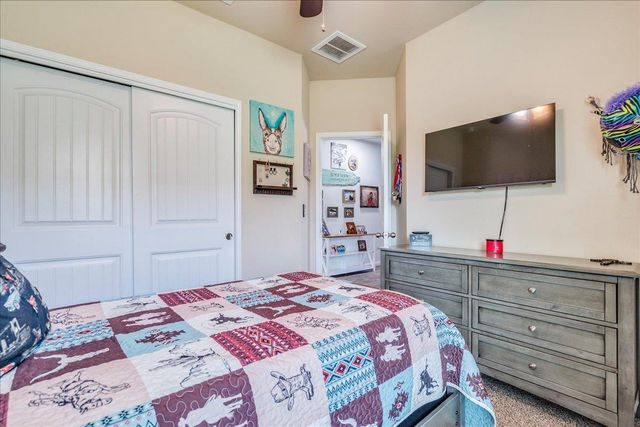 202 Hess DR, Kyle, TX 78640
