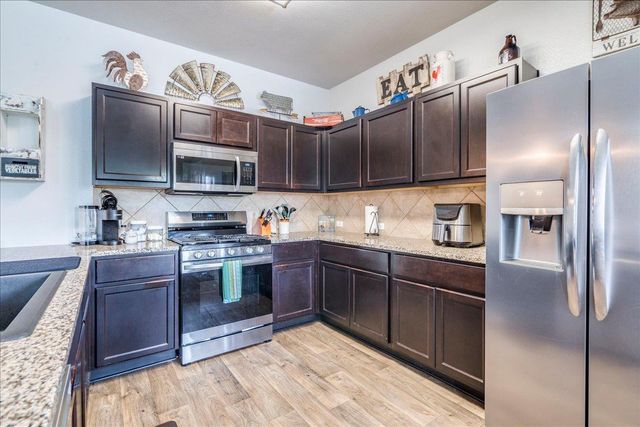 202 Hess DR, Kyle, TX 78640