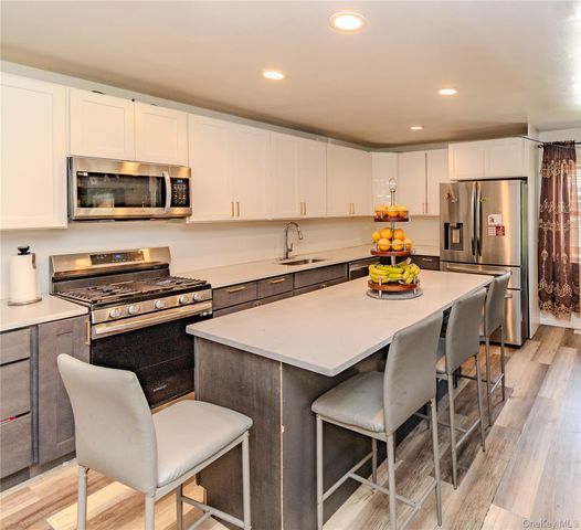 7 Fleetwood Drive, Newburgh, NY 12550