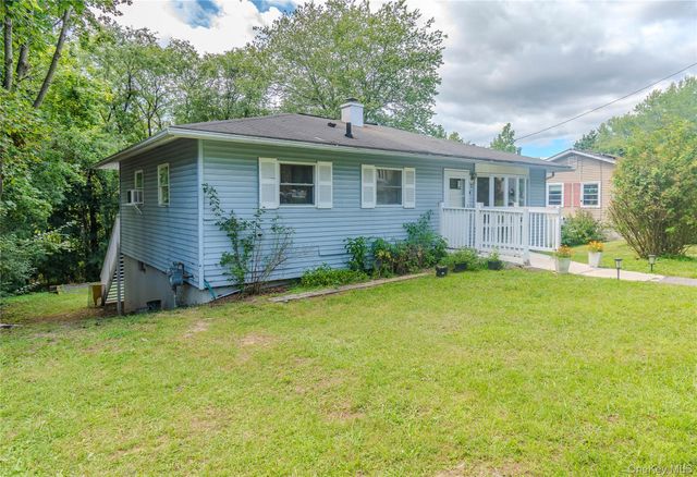7 Fleetwood Drive, Newburgh, NY 12550