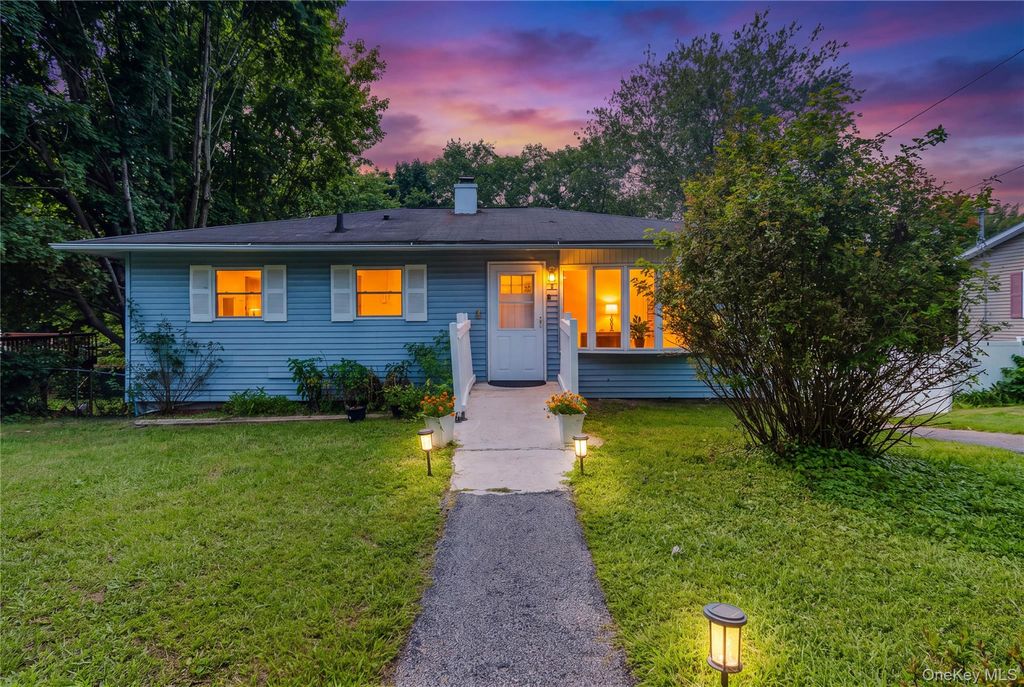 7 Fleetwood Drive, Newburgh, NY 12550 — exterior