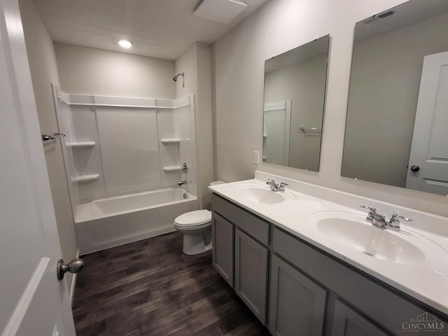 987 N South Street, Wilmington, OH 45177