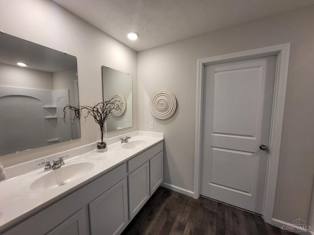 987 N South Street, Wilmington, OH 45177