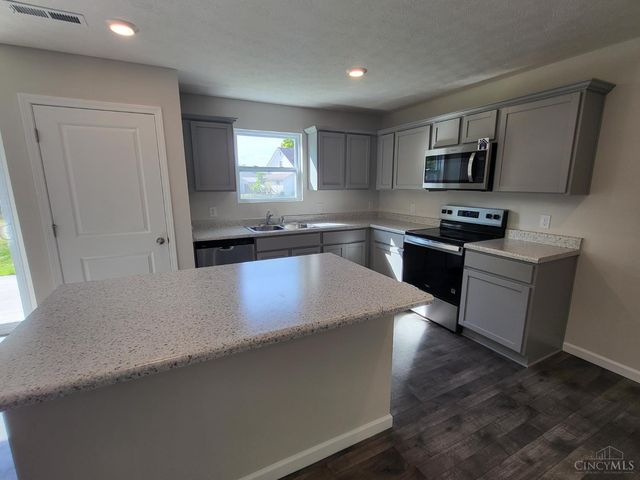 987 N South Street, Wilmington, OH 45177