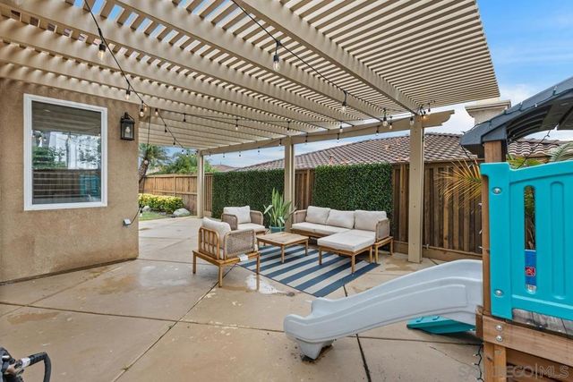 3476 Pleasant Vale Dr, Carlsbad, CA 92010
