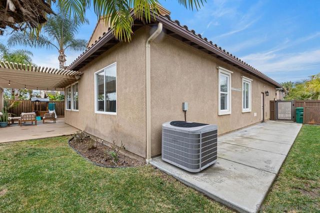 3476 Pleasant Vale Dr, Carlsbad, CA 92010